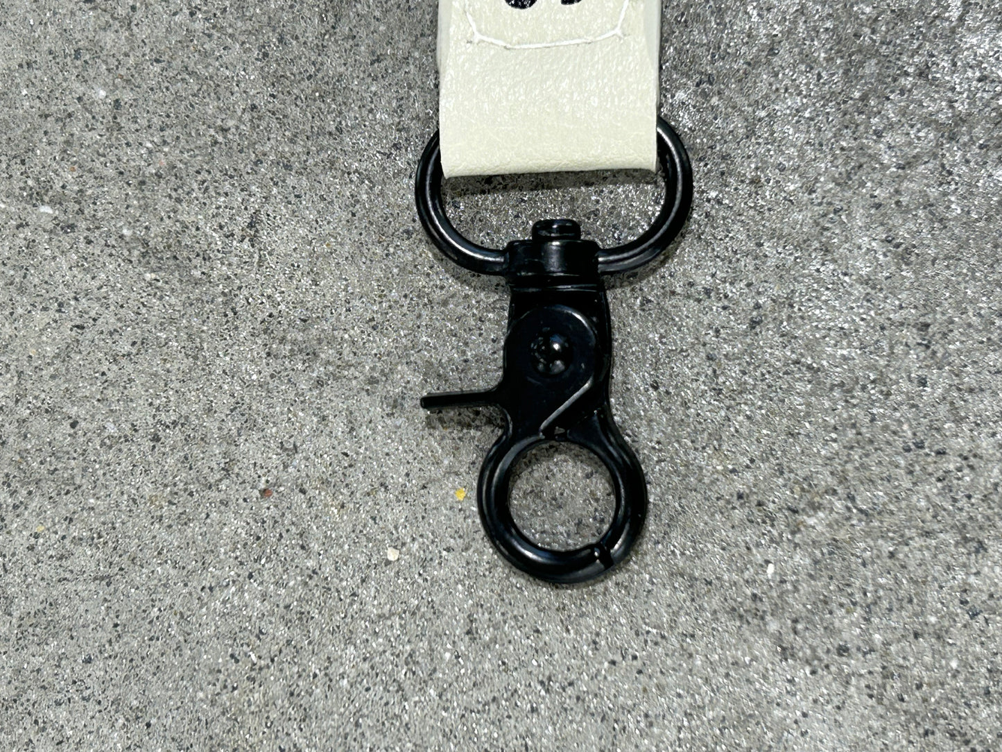 TOKYO FAUX LEATHER KEYRING