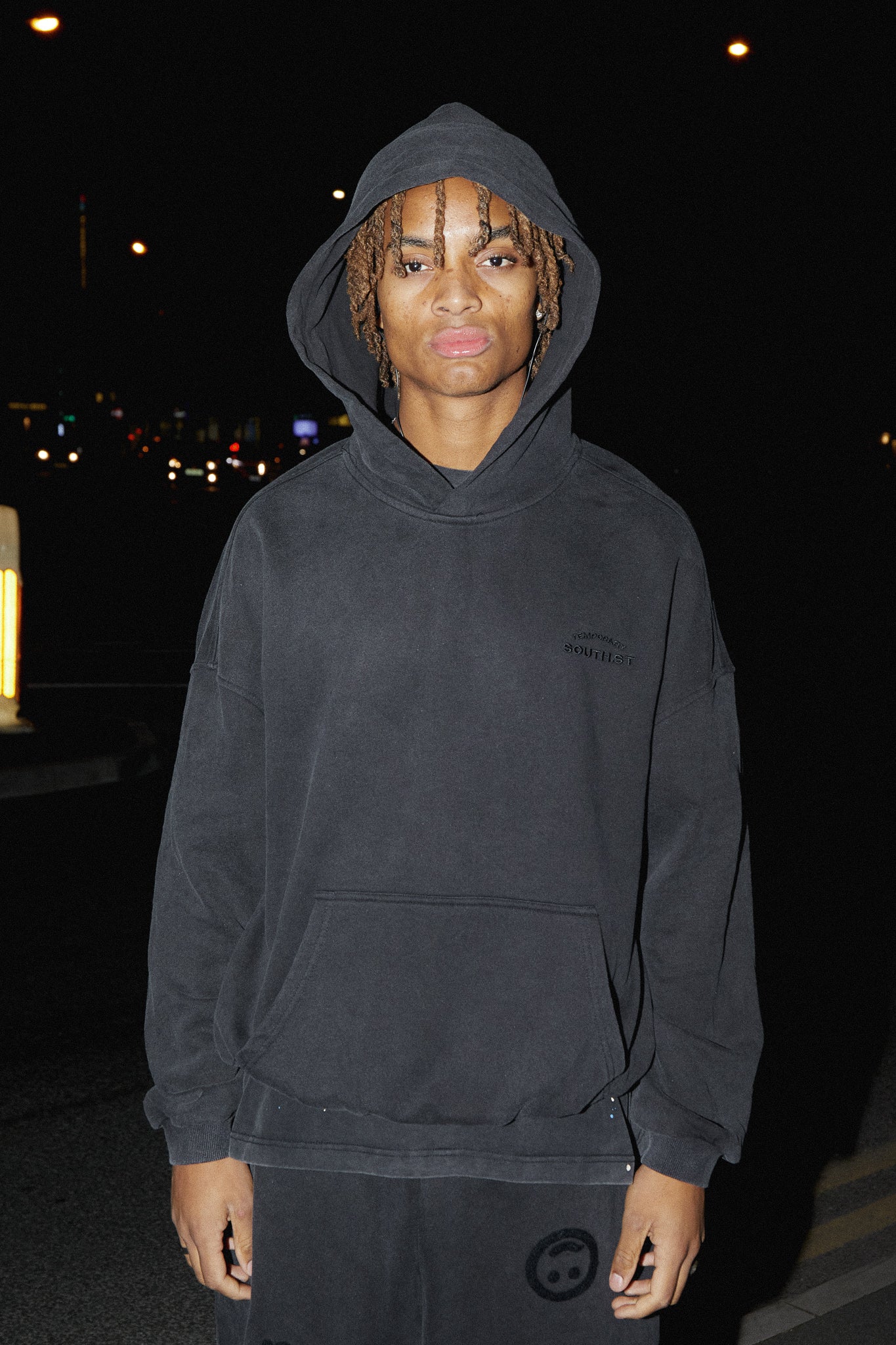 "STING" HOODY - Washed Black