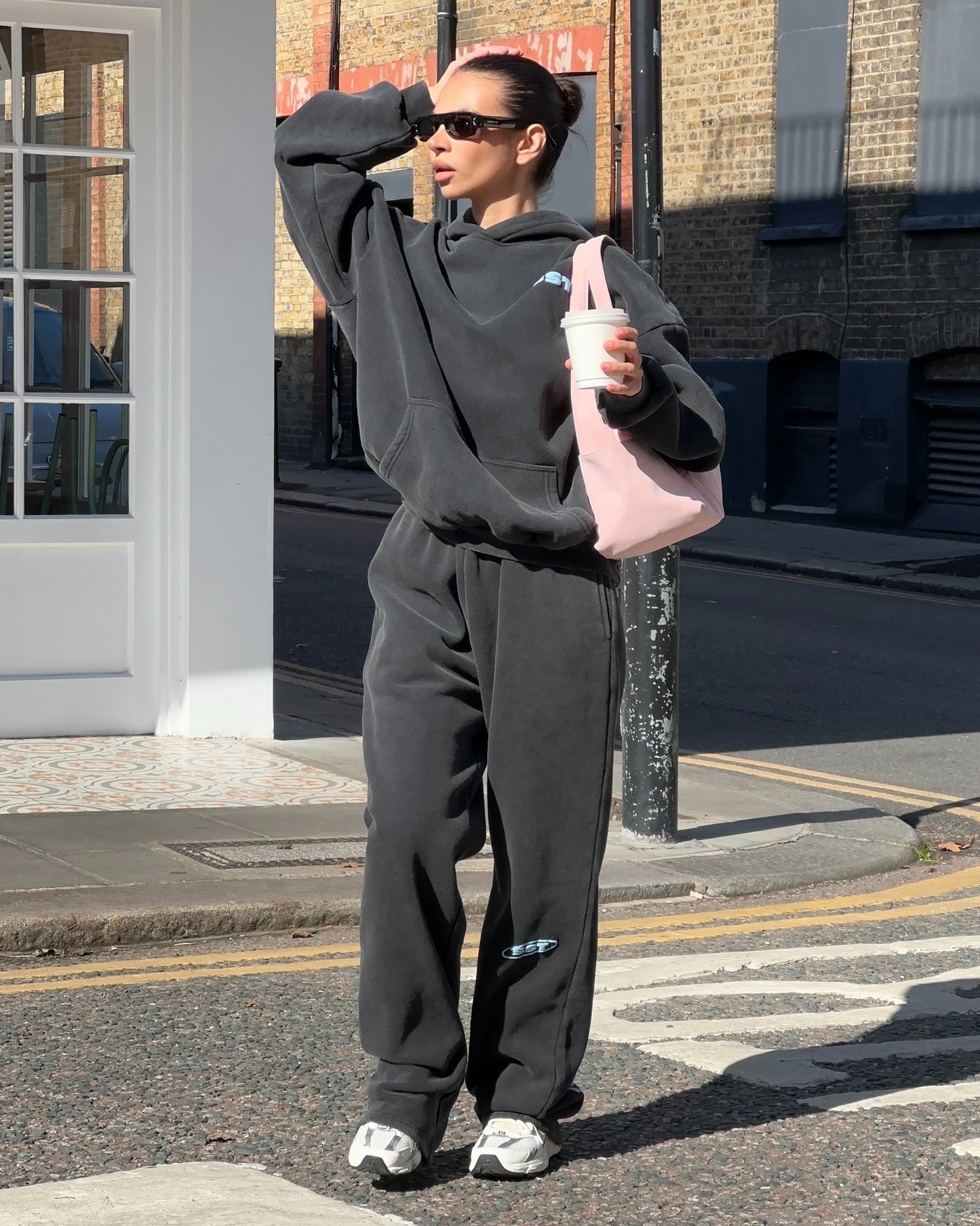 "SUNDAY" STRAIGHT LEG SWEATPANTS - Washed Black