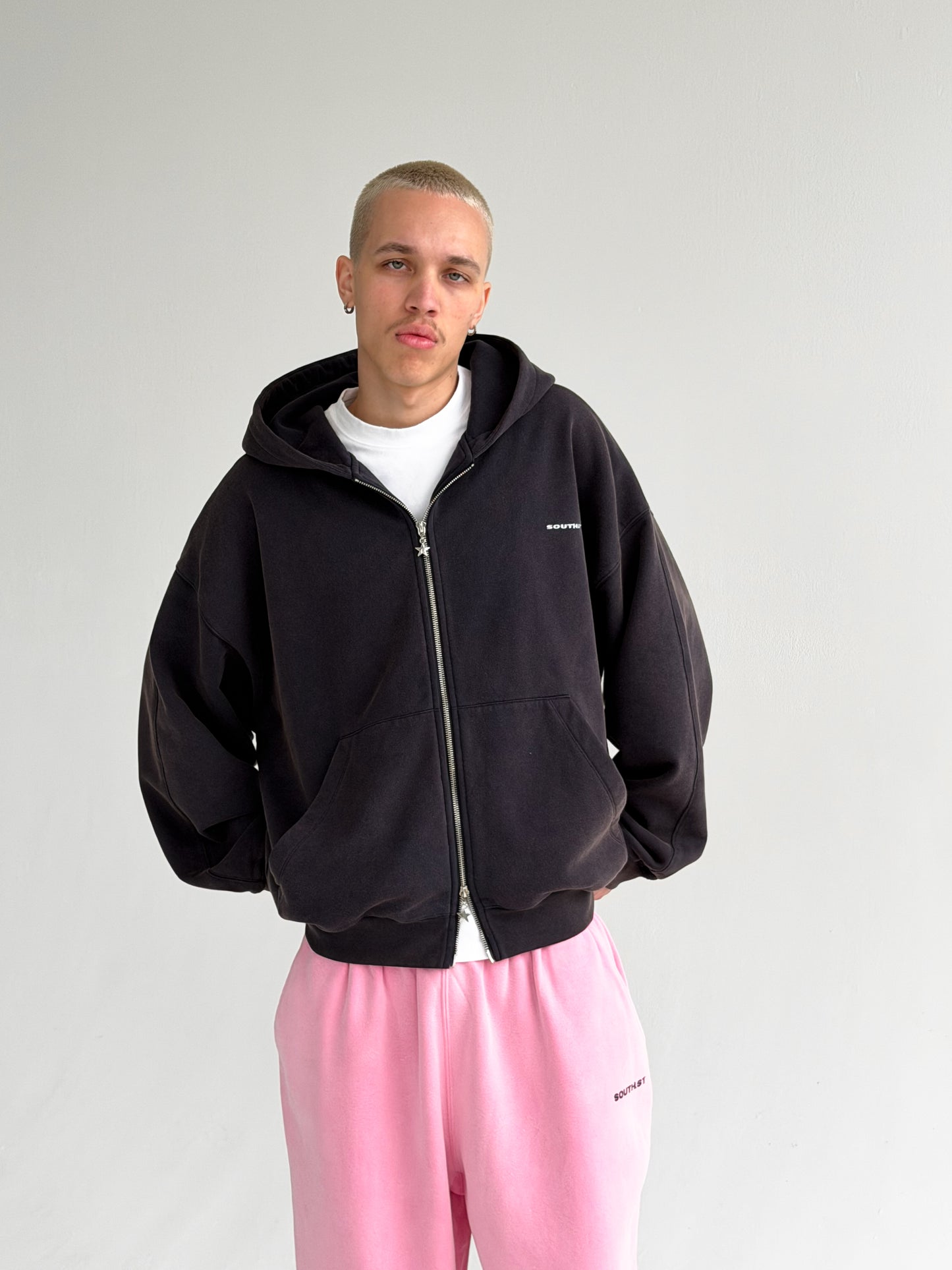 FORM ZIP HOODY - Antique navy black