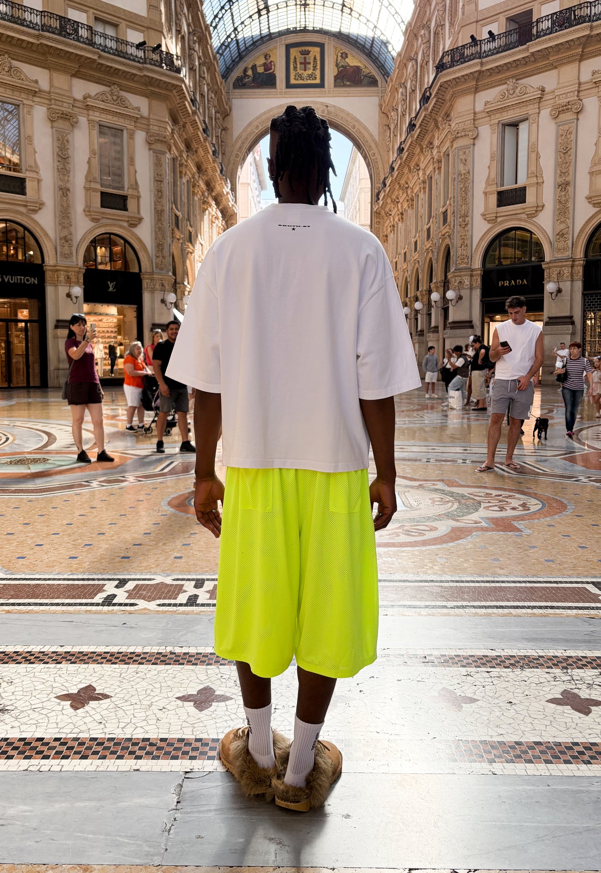 SST MESH SHORTS- Neon