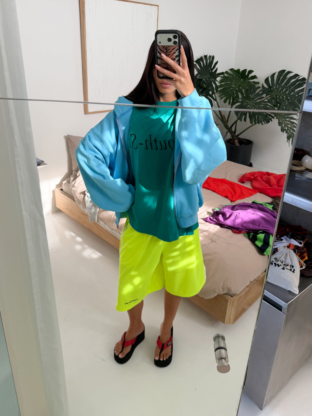 SST MESH SHORTS- Neon