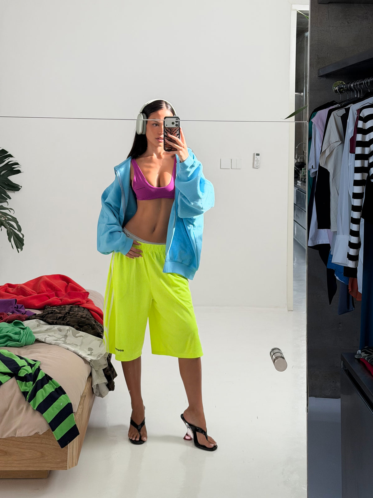 SST MESH SHORTS- Neon