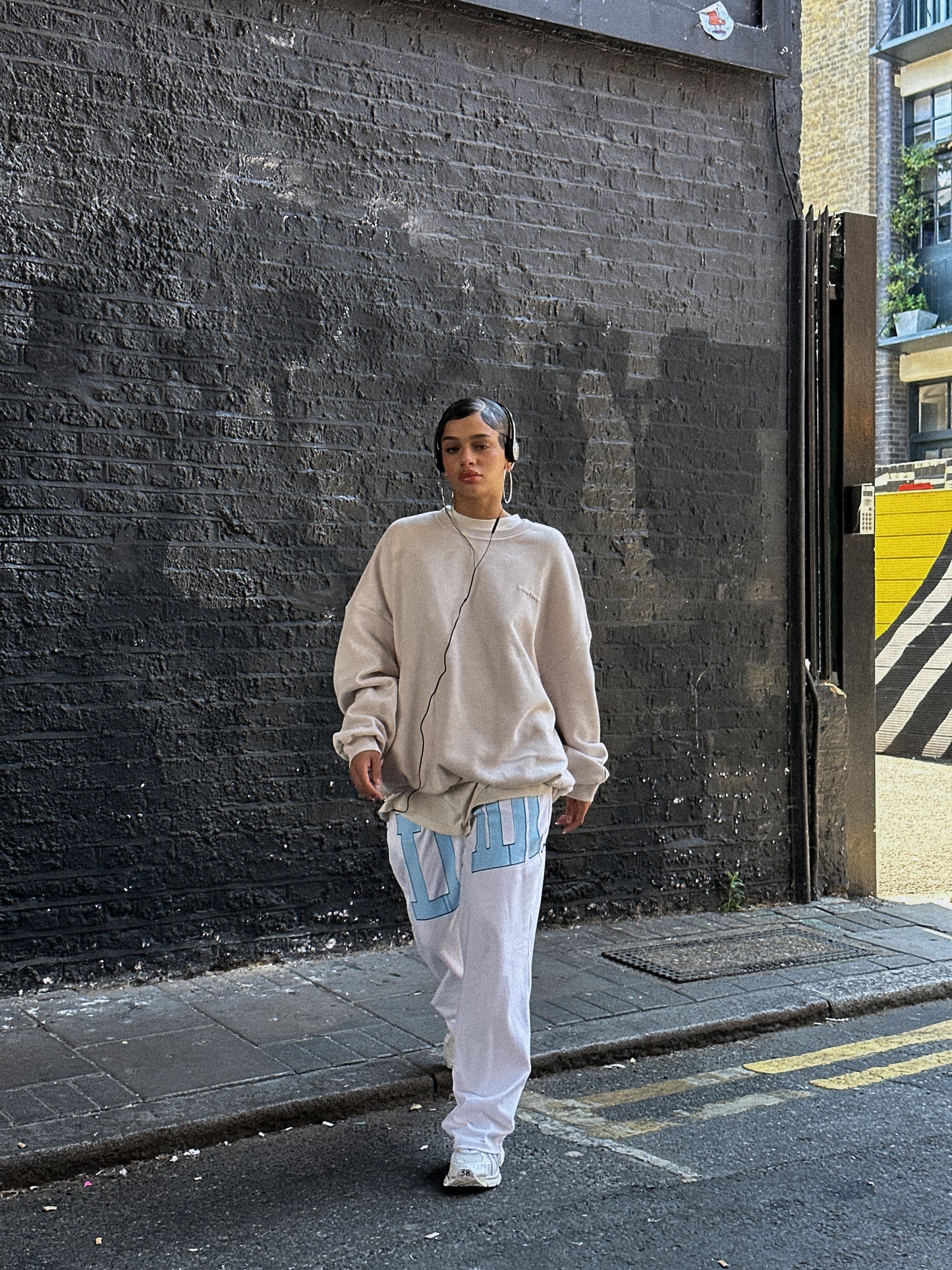 "DISTORT" SWEATSHIRT - Bone