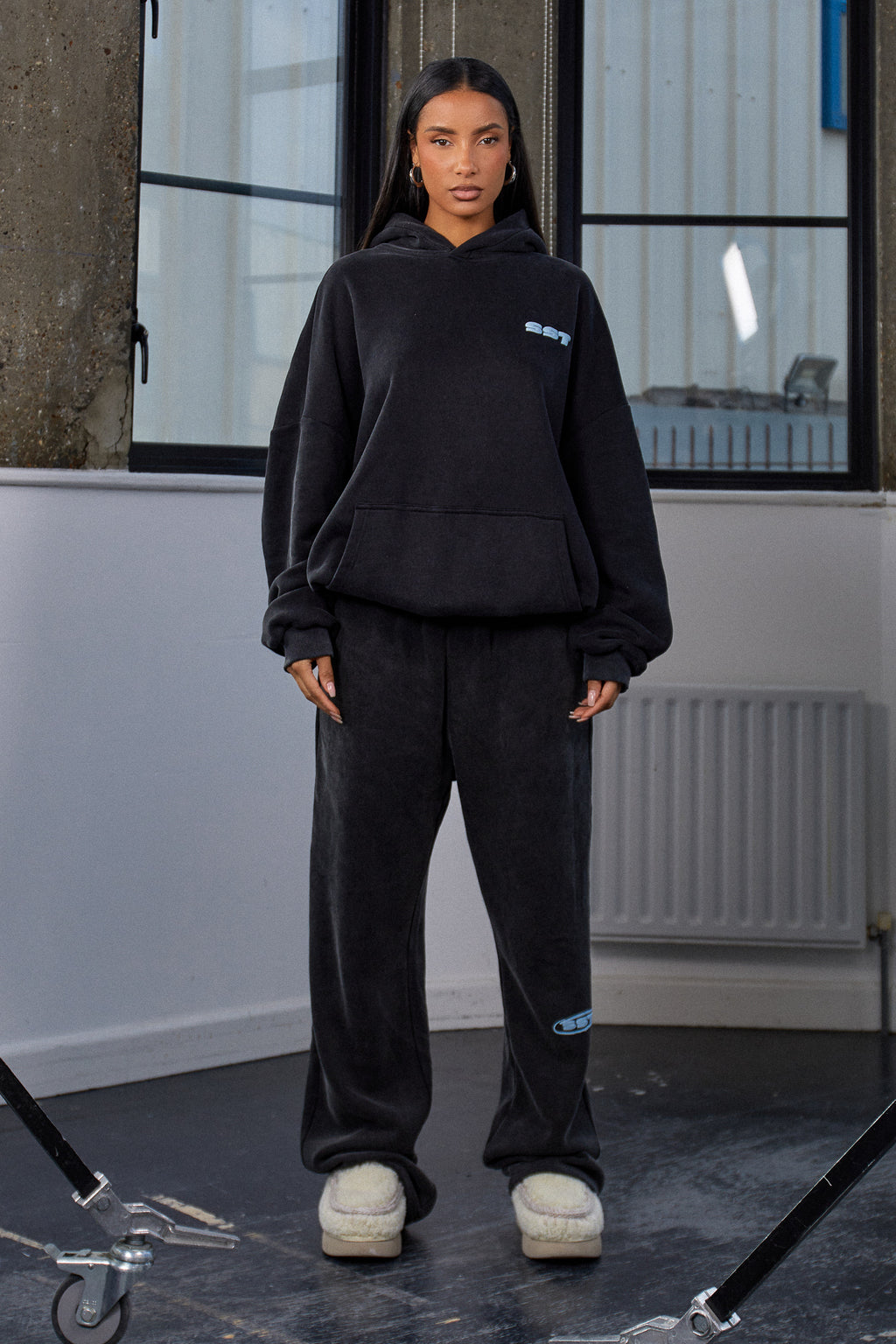 "SUNDAY" HOODY - Washed Black