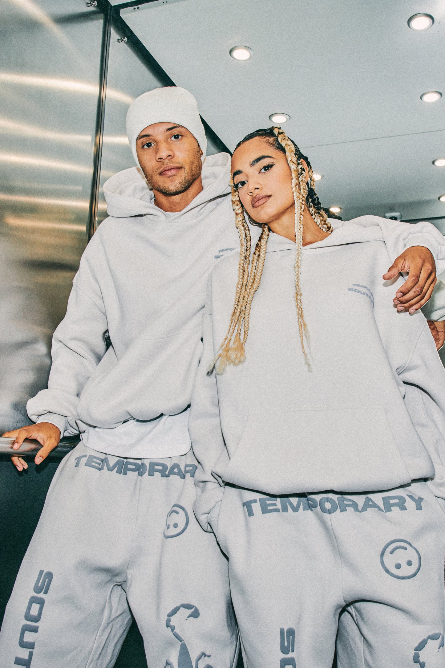 "STING" SWEATPANTS