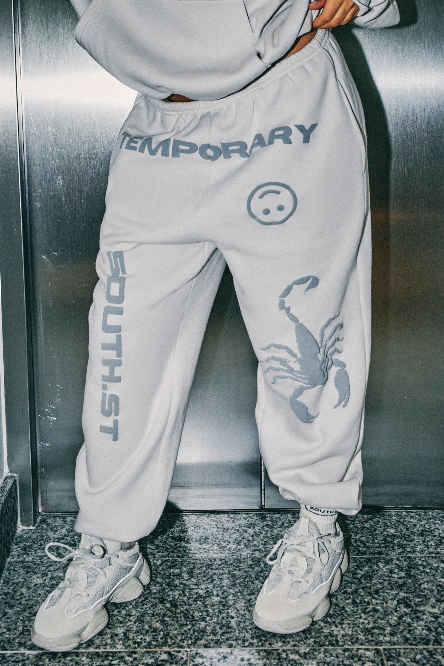 "STING" SWEATPANTS