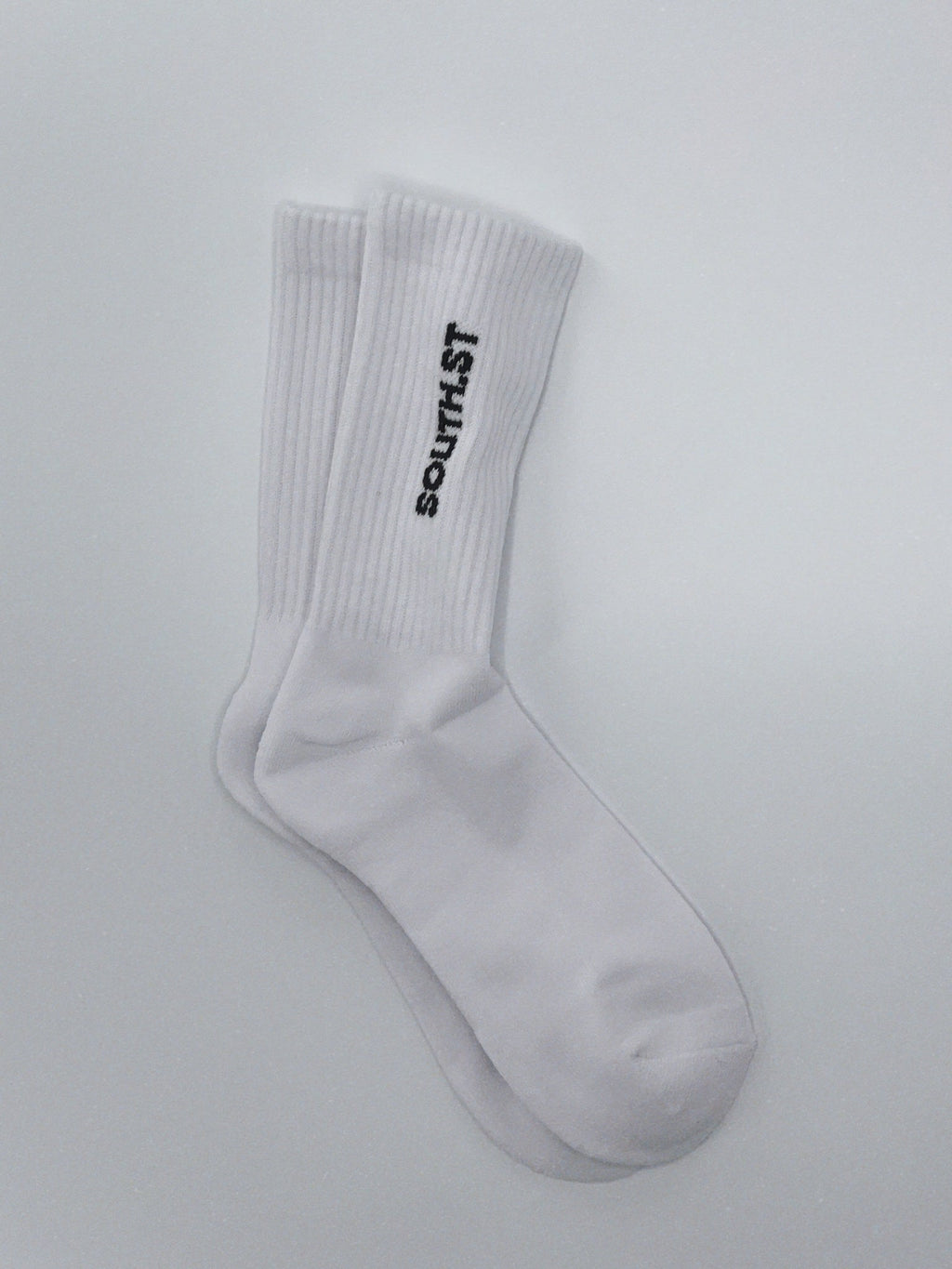 "CREW" SOCKS - White
